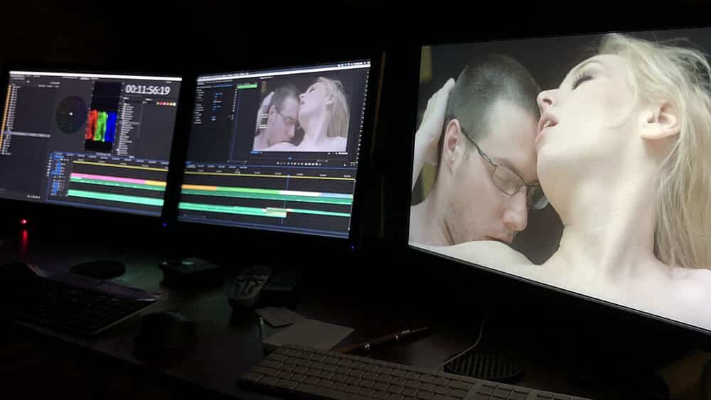 Video editing desk for Sssh.com female friendly porn